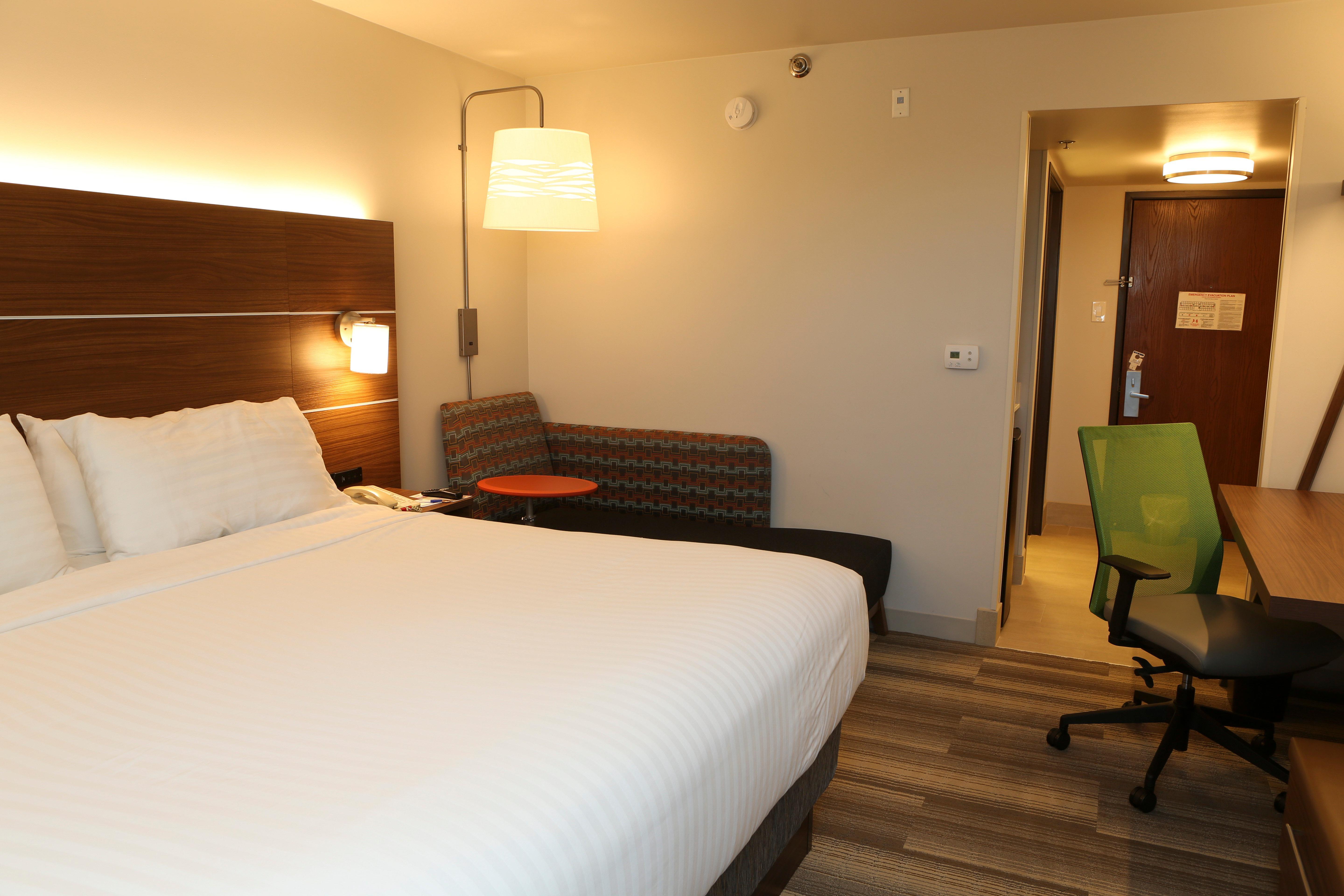 Holiday Inn Express Phoenix-Airport/University Drive By Ihg Екстериор снимка