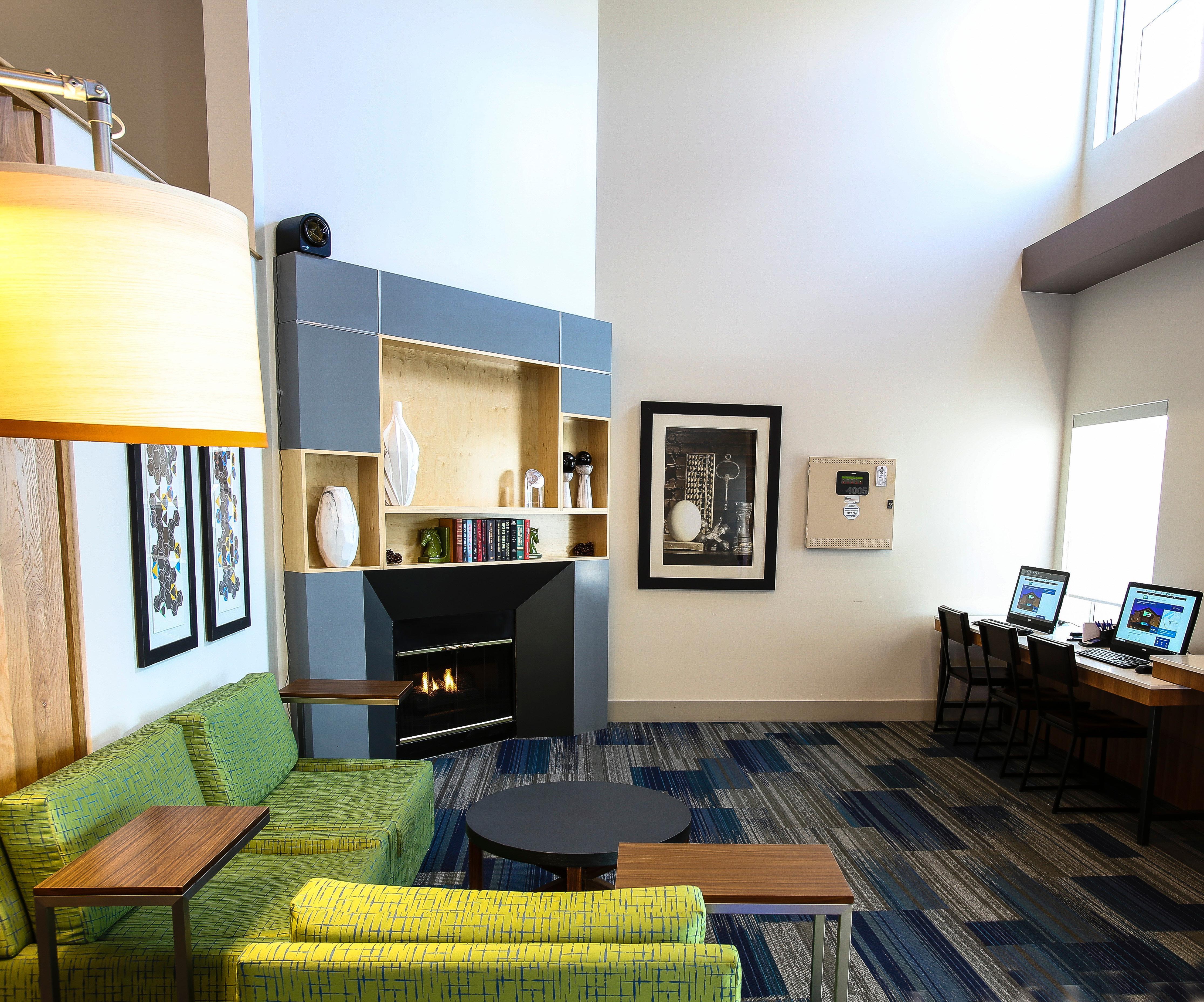 Holiday Inn Express Phoenix-Airport/University Drive By Ihg Екстериор снимка