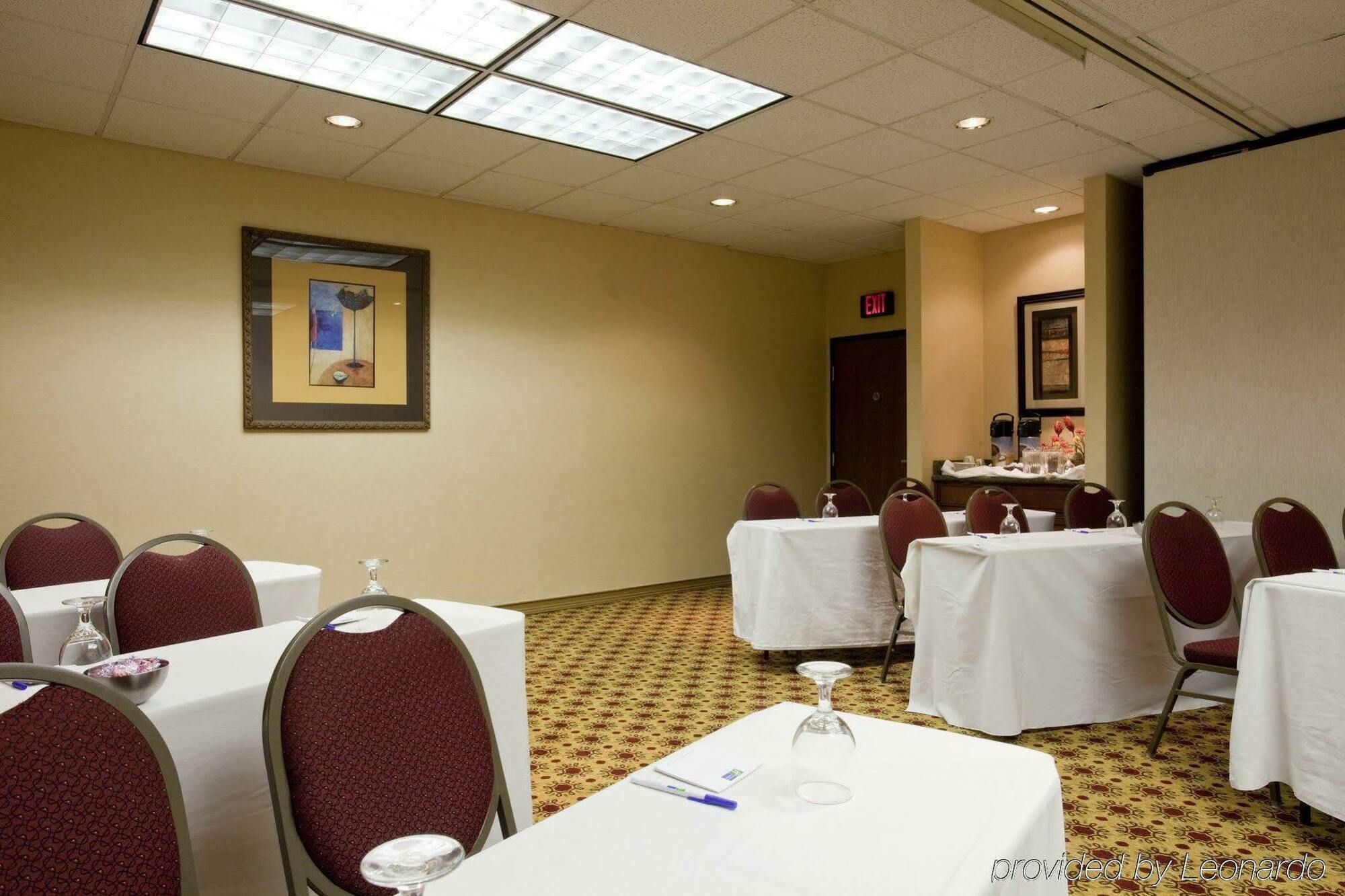 Holiday Inn Express Phoenix-Airport/University Drive By Ihg Екстериор снимка